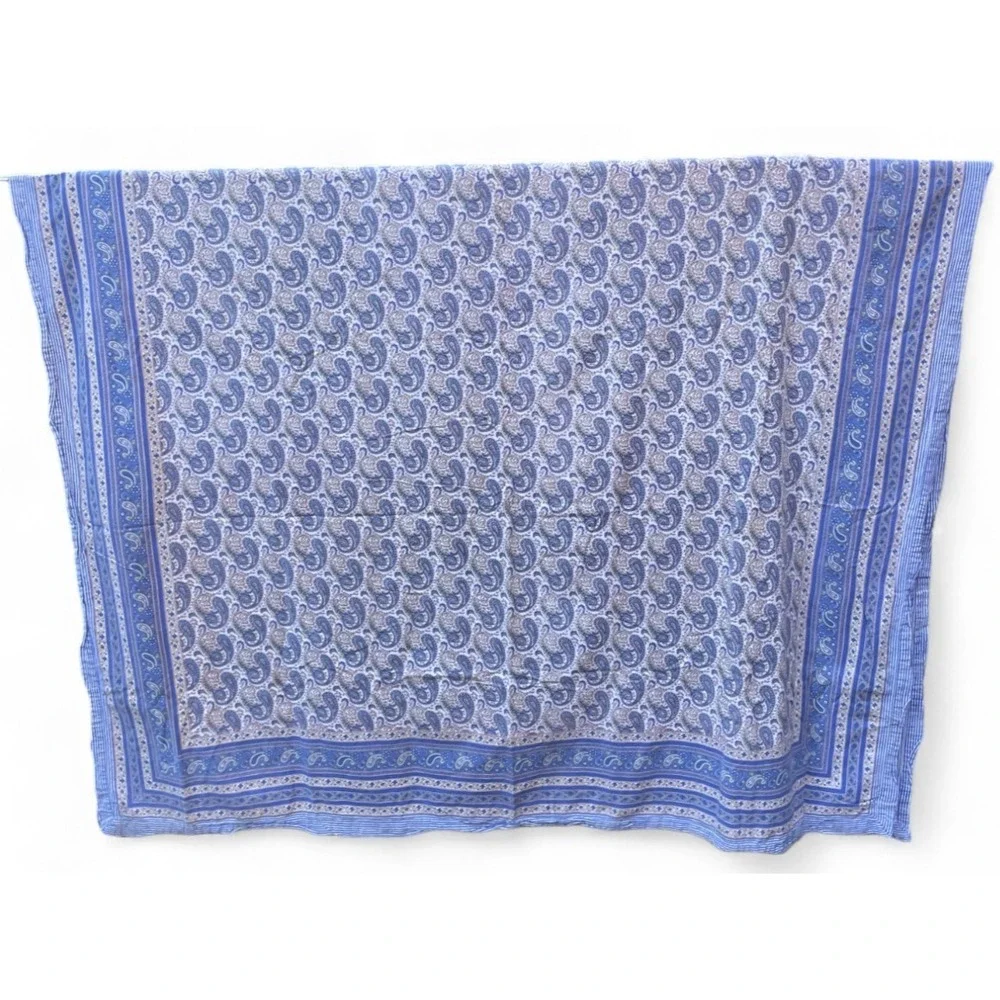 Williams Sonoma Jaipur Print Tablecloth Blue White 70x108 Paisley